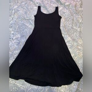 size S Olivia Rae black flowy dress